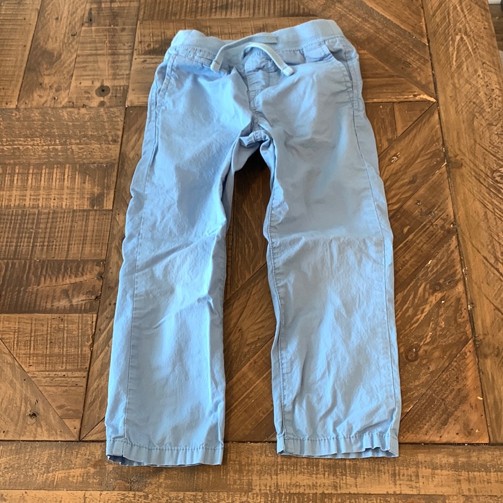 Boys 4T pants.